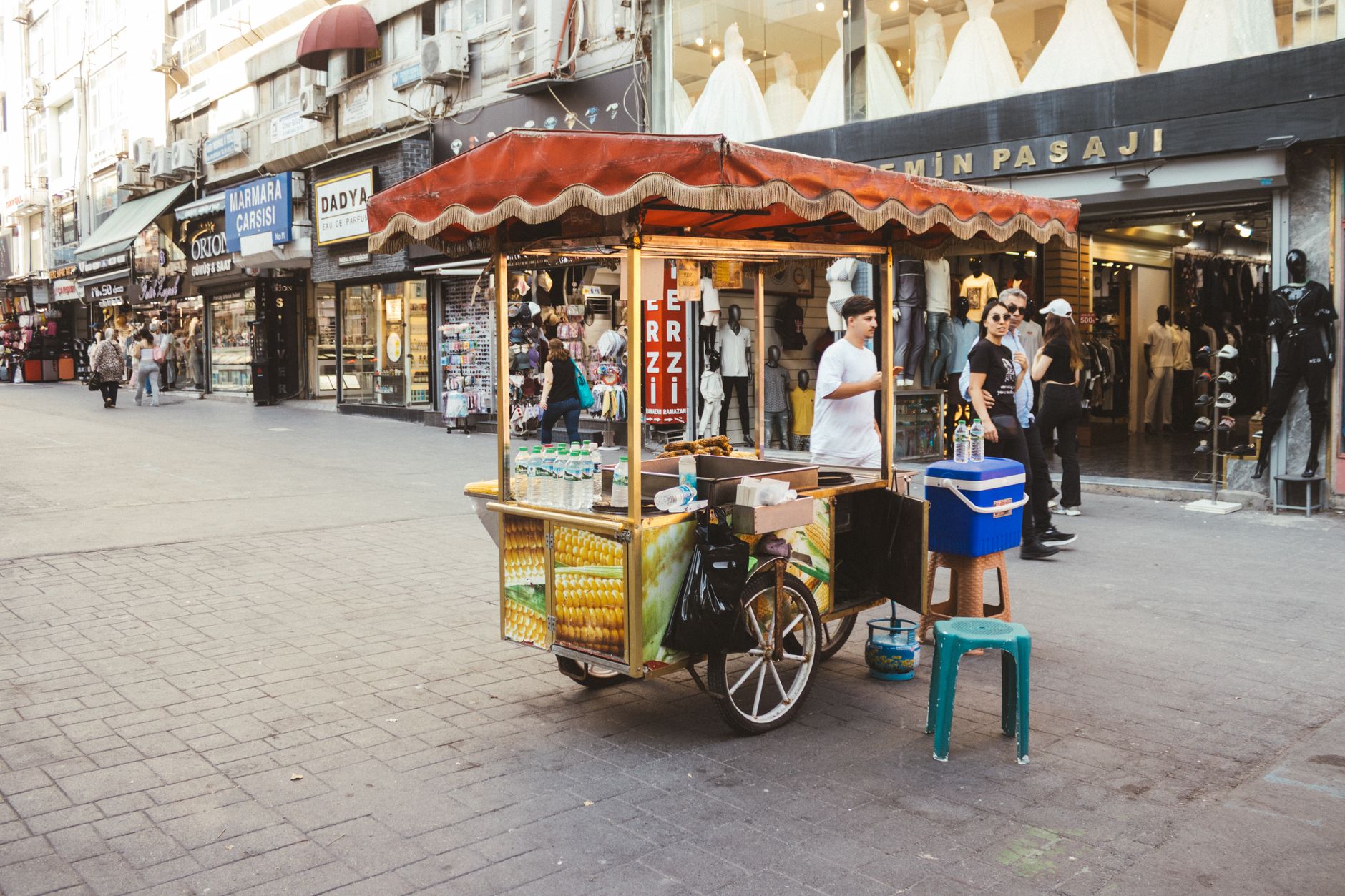 Claves de marketing local para comercios de barrio: acciones mixtas y alianzas