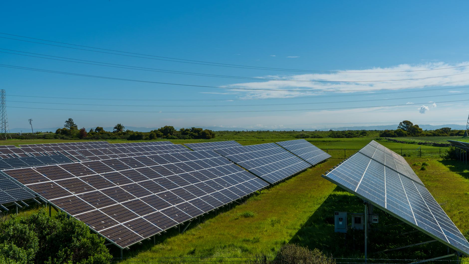 El BOE publica la autorización y declaración de utilidad pública del parque PSF Puerto Real (126,5 MW)
